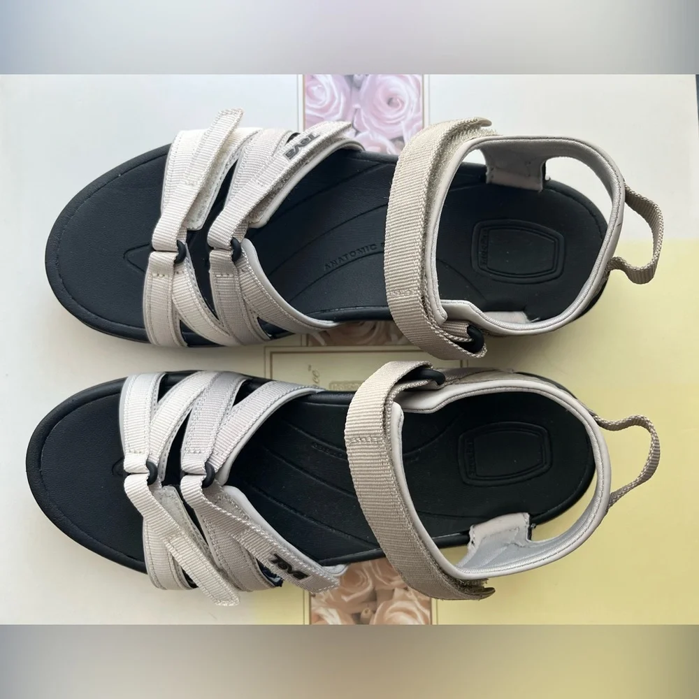 Brand New Teva Women's Tirra Sport Hiking Sandal, never worn!! So comfy! Sze 9❤️ - Picture 2 of 12